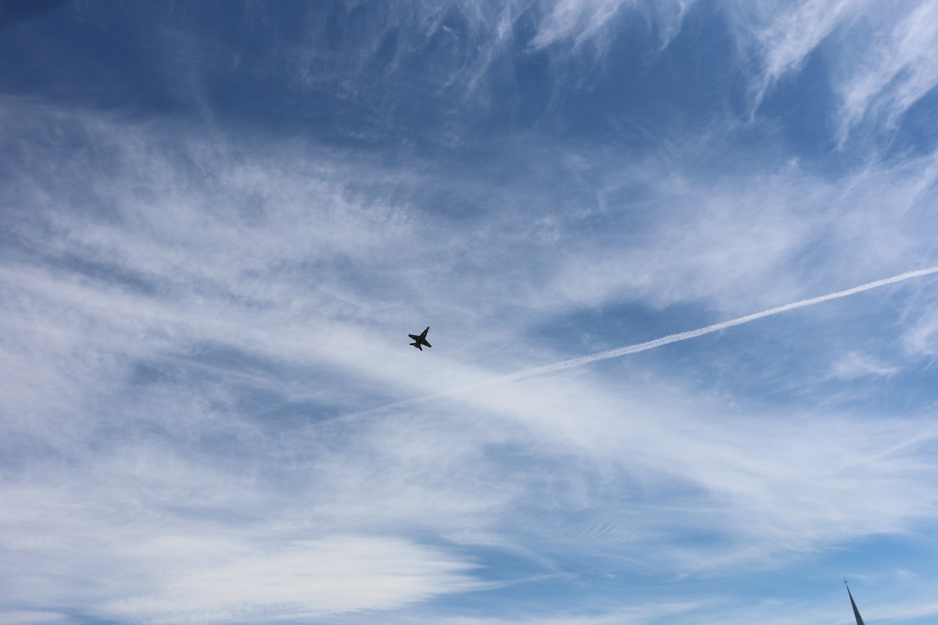 CF-18