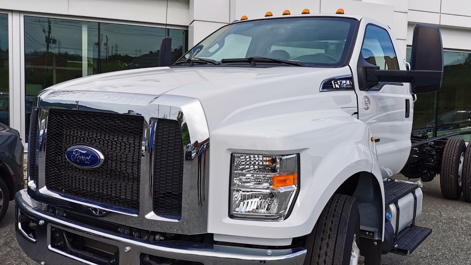 Beauce Auto devient le distributeur exclusif des camions poids moyen de Ford
