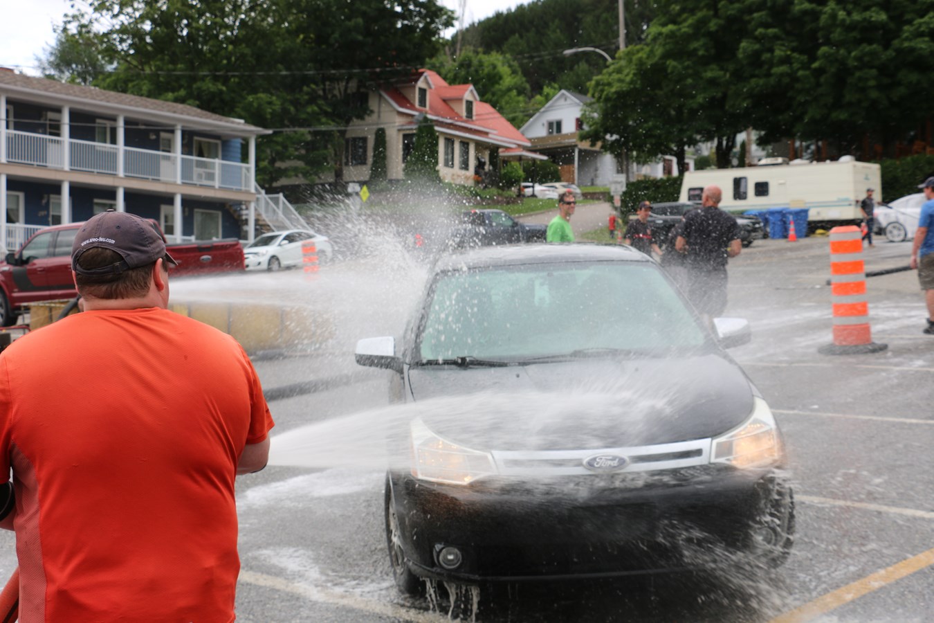 Nouveau record pour le lave-o-thon des pompiers de Vallée-Jonction
