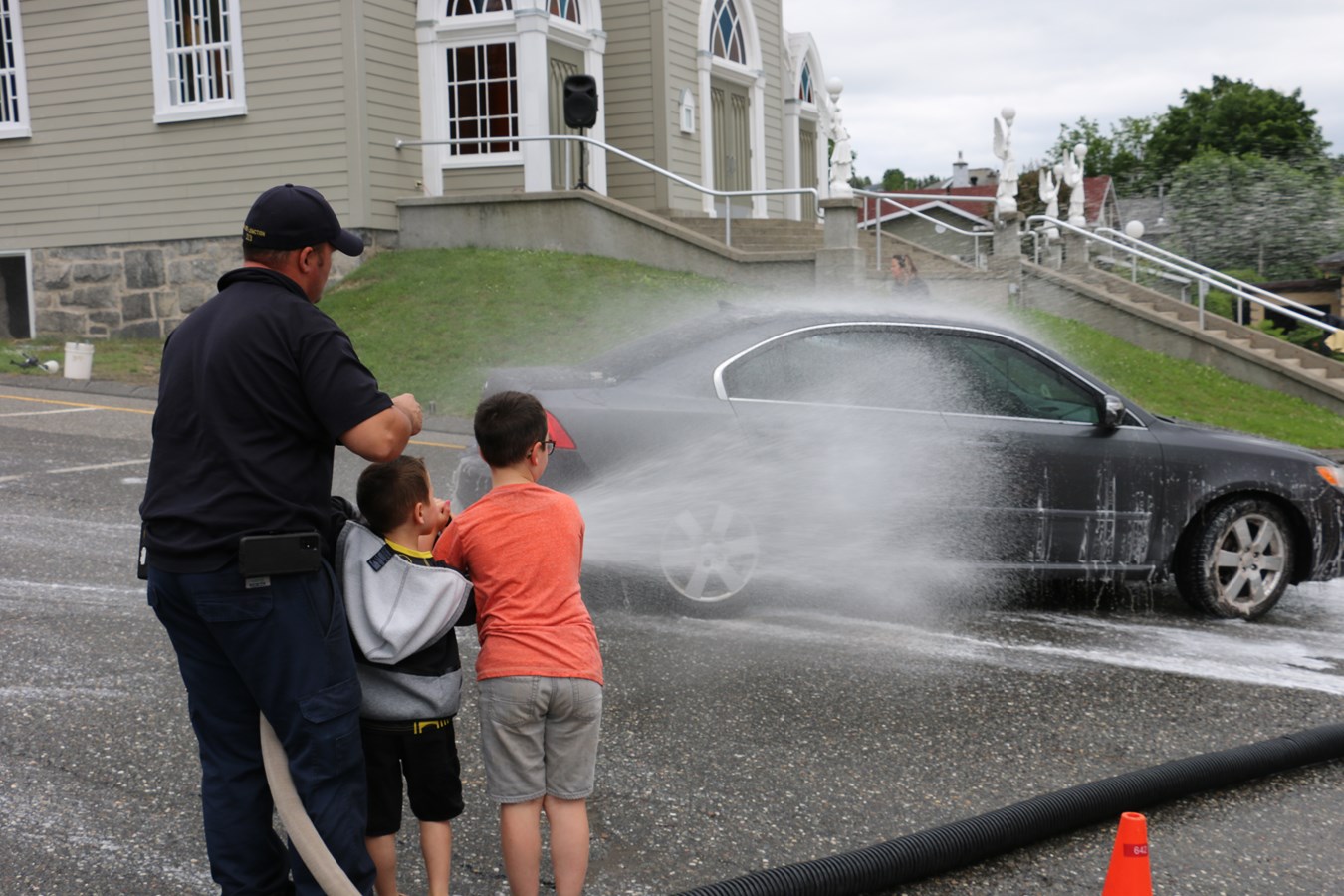 Nouveau record pour le lave-o-thon des pompiers de Vallée-Jonction