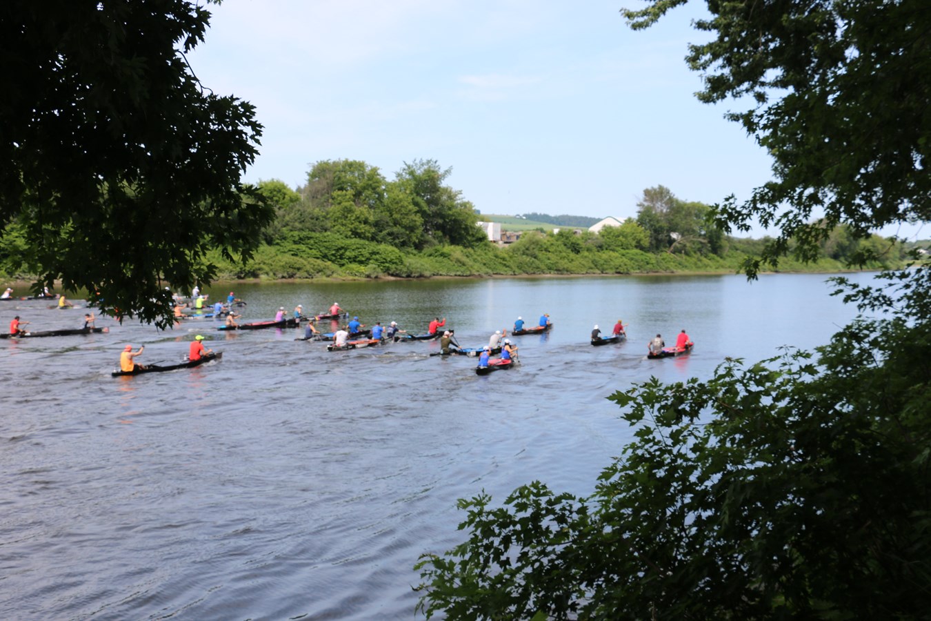 Découvrez en images la course de canot en binôme à Vallée-Jonction