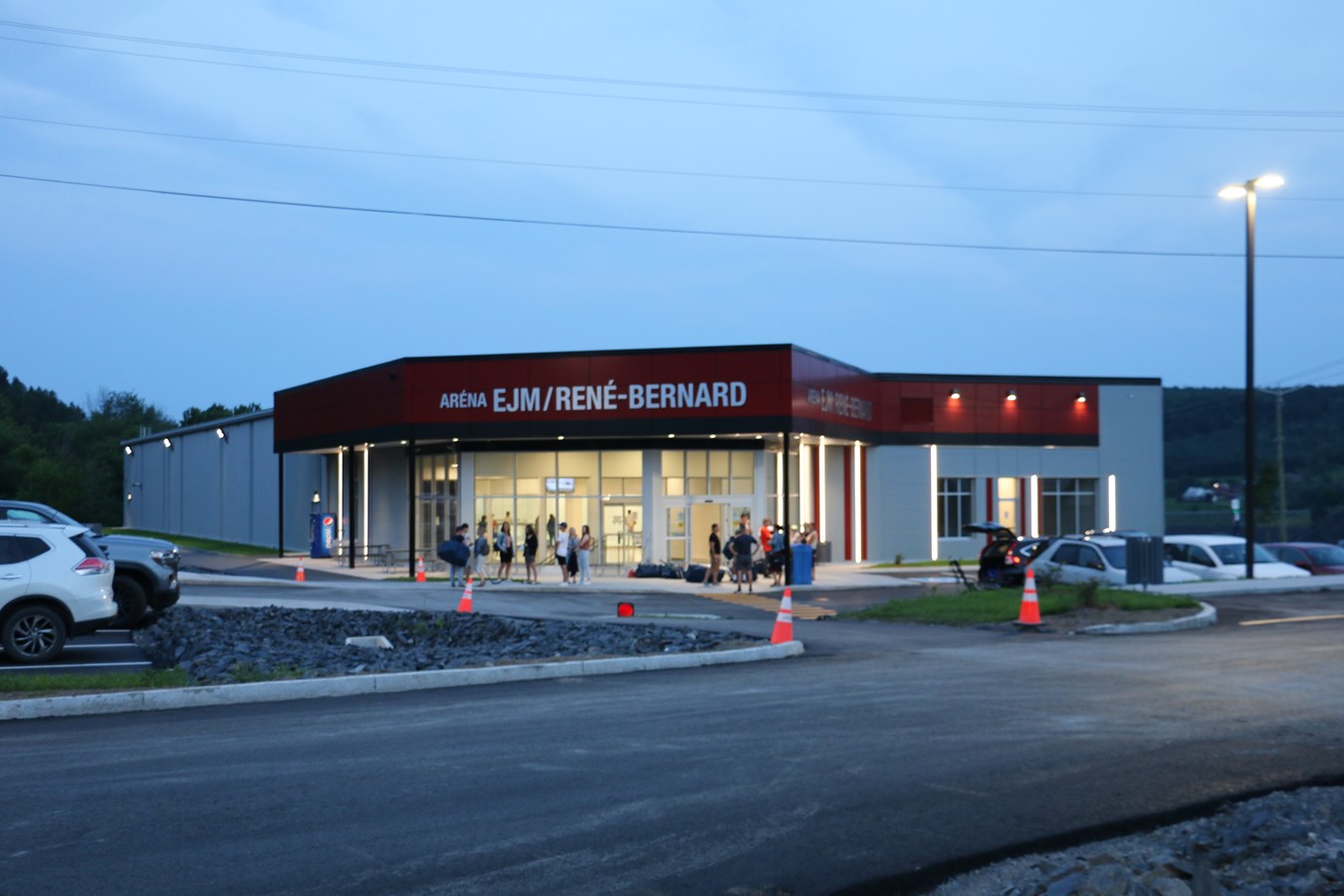 L'aréna EJM/René-Bernard en quelques photos