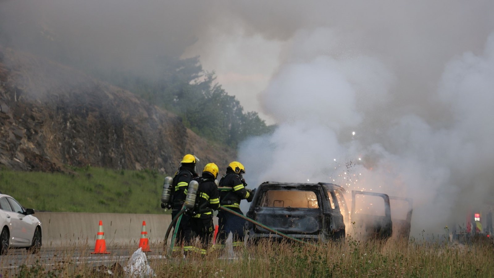 Voiture incendiée sur l'Autoroute 73