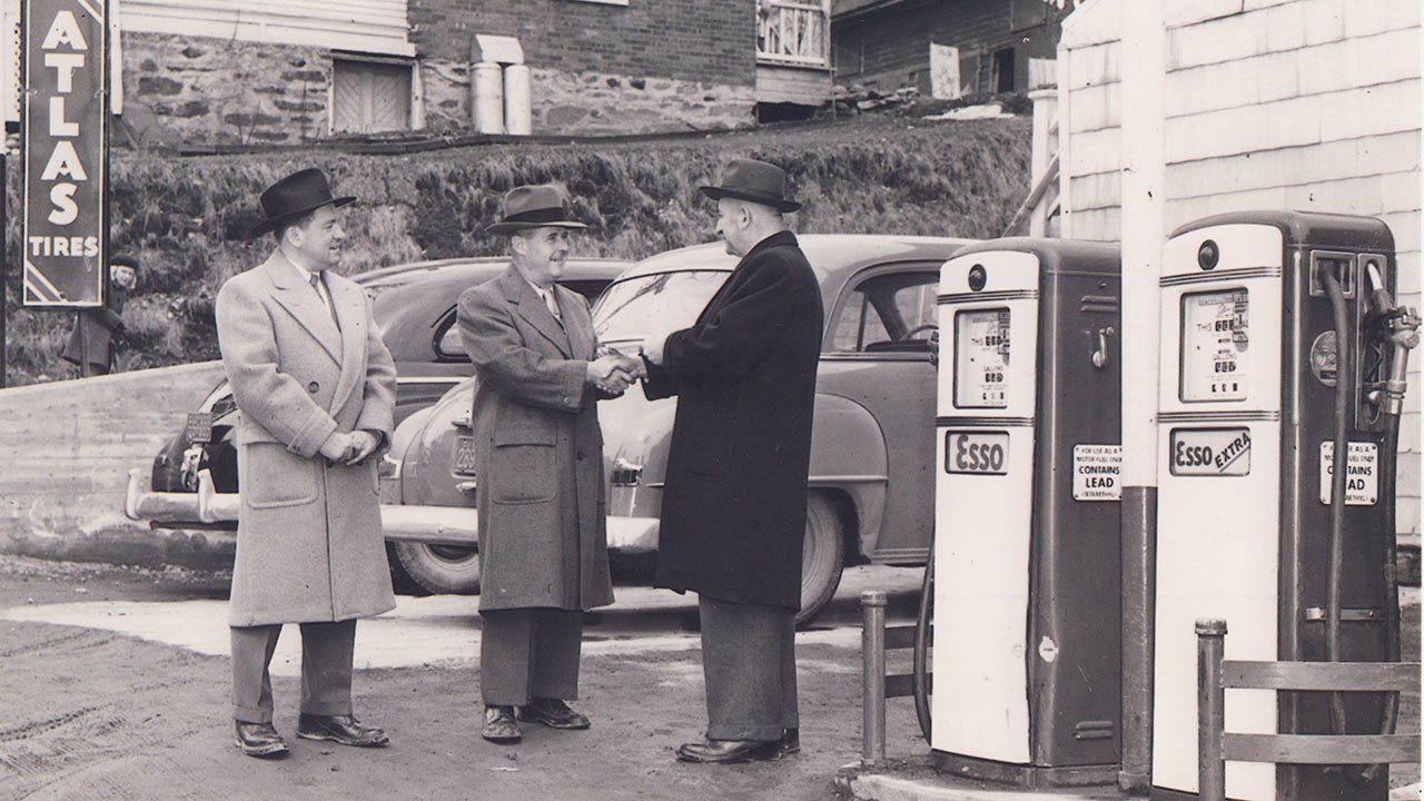 Le garage Jos Saint-Hilaire, marchand de pneus