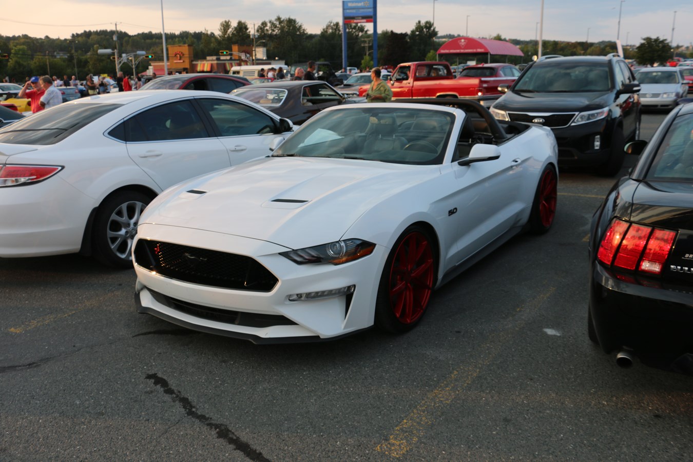 Club automobiles Beauté d'acier: des rencontres de passionnés