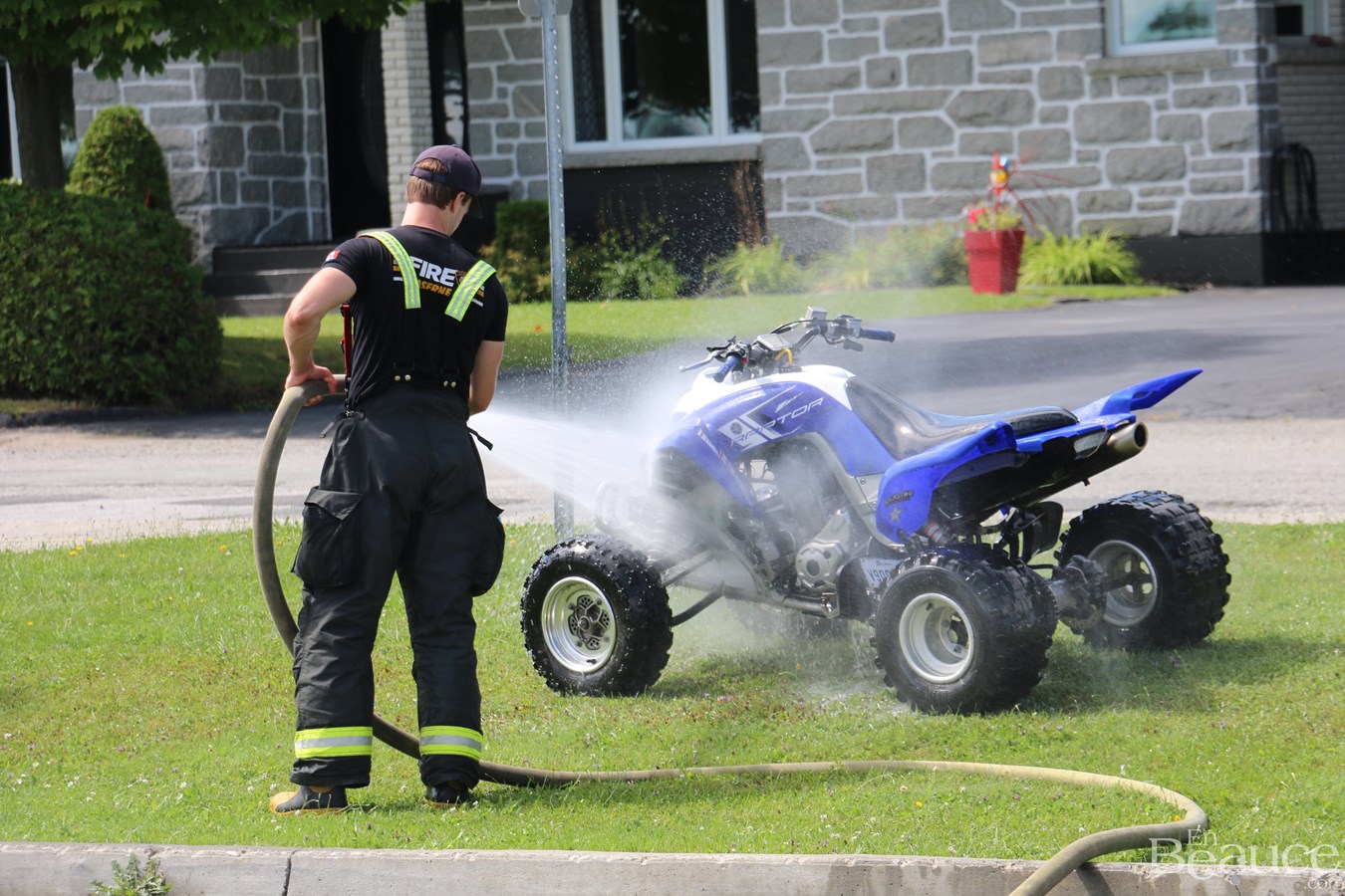 Un record battu pour le 3e lave-auto des pompiers d'East-Broughton