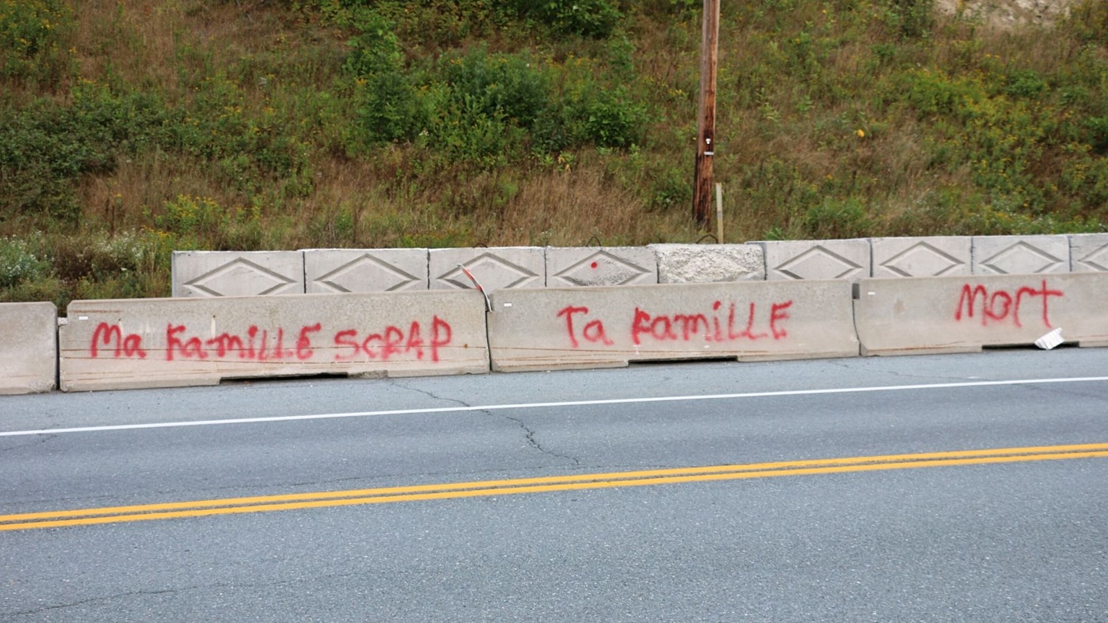 Un graffiti menaçant peint à Beauceville
