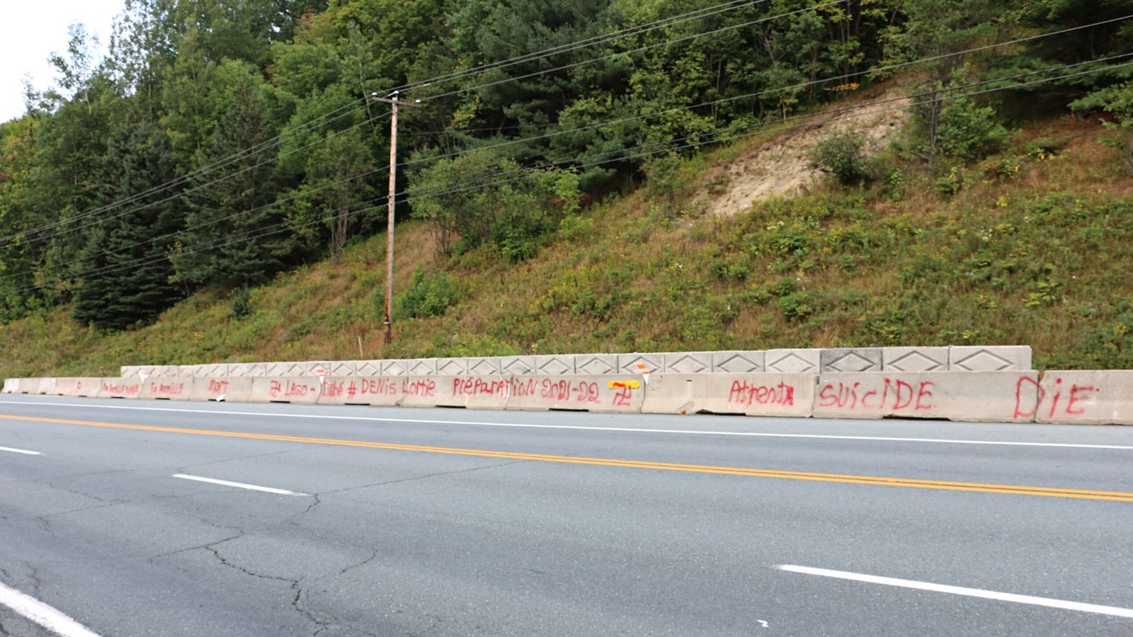 Un graffiti menaçant peint à Beauceville