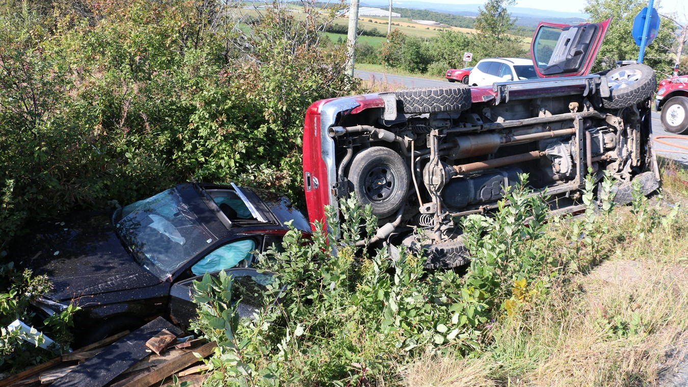 Une collision entre deux véhicules à Saint-Odilon-de-Cranbourne