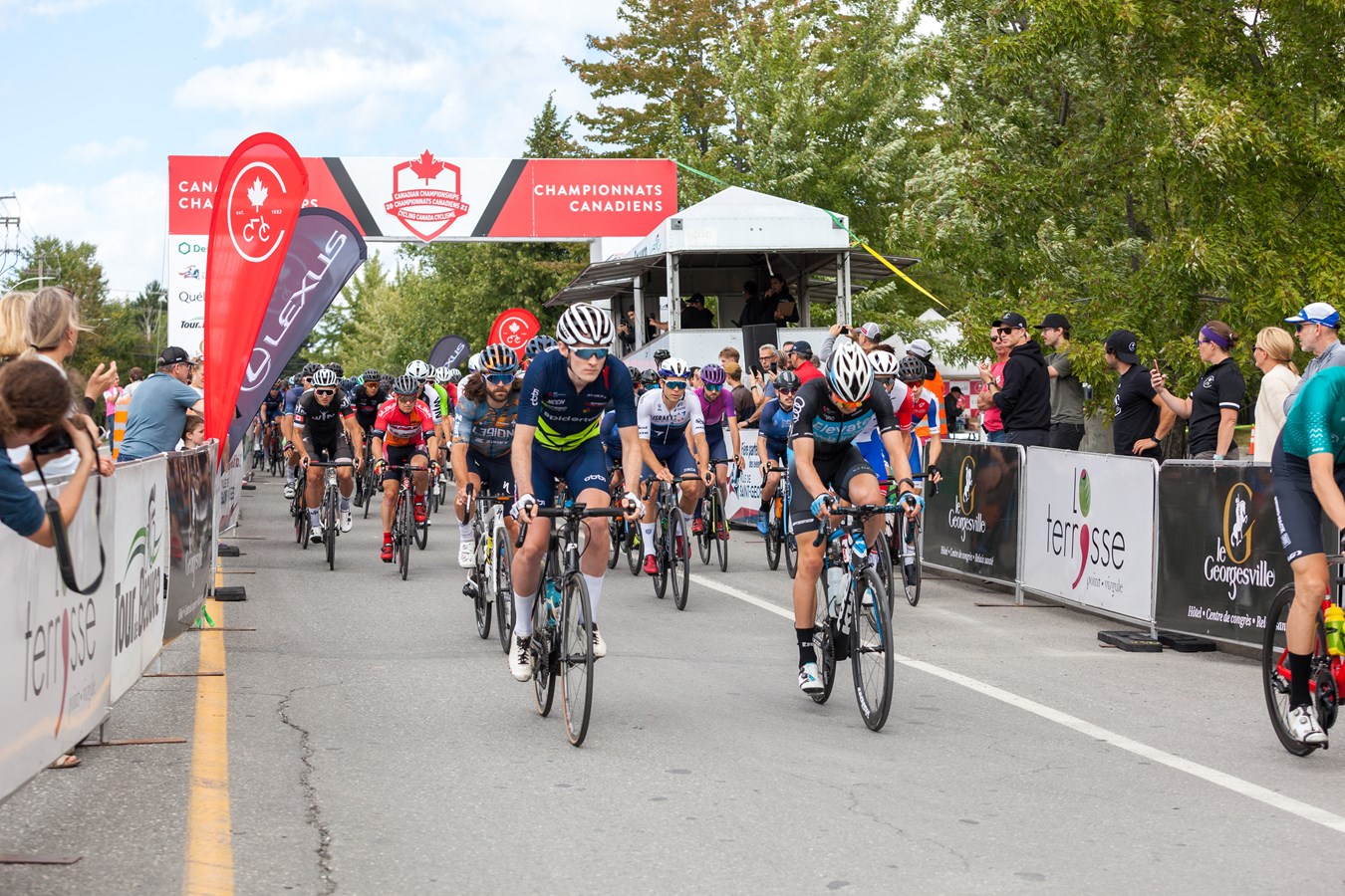 Championnats canadiens sur route: Guillaume Boivin vainqueur des élites hommes