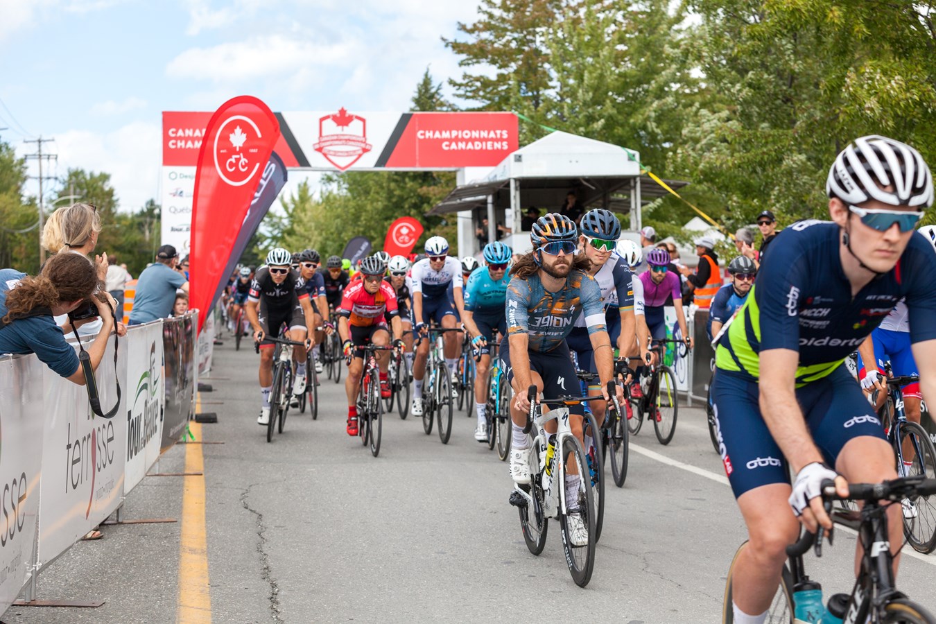 Championnats canadiens sur route: Guillaume Boivin vainqueur des élites hommes