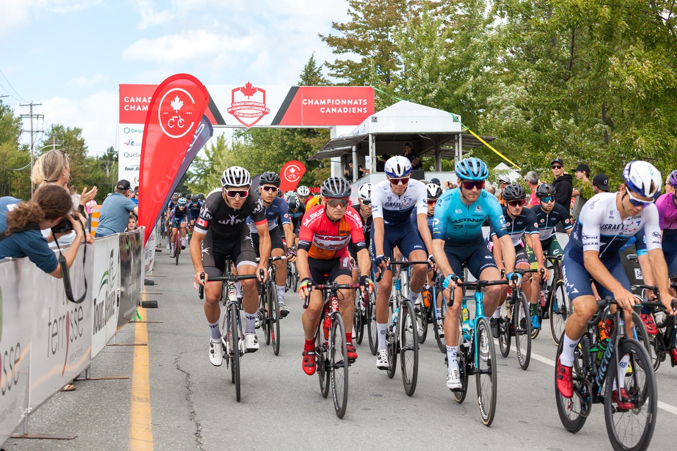 Championnats canadiens sur route: Guillaume Boivin vainqueur des élites hommes