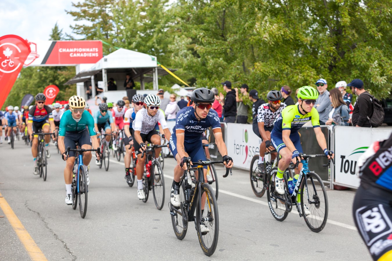 Championnats canadiens sur route: Guillaume Boivin vainqueur des élites hommes
