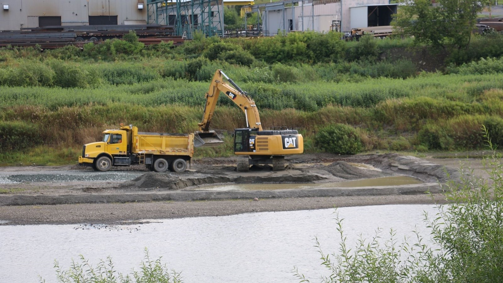 Beauceville: de l'excavation dans la rivière Chaudière