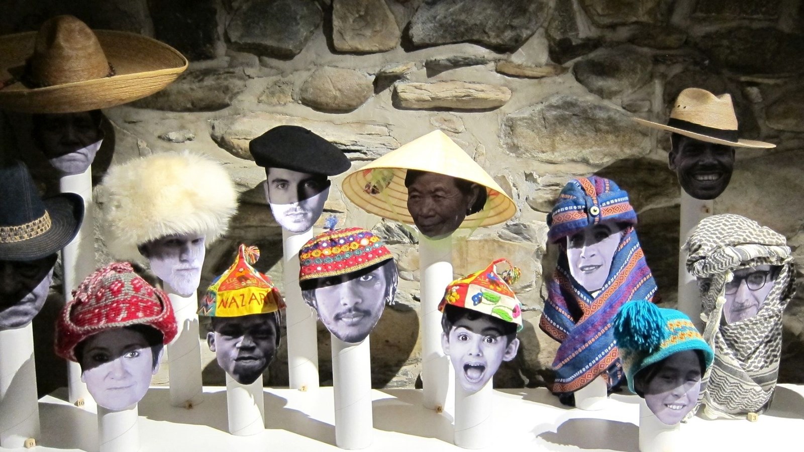 Exposition thématique «Tous pareils… mais différents!».