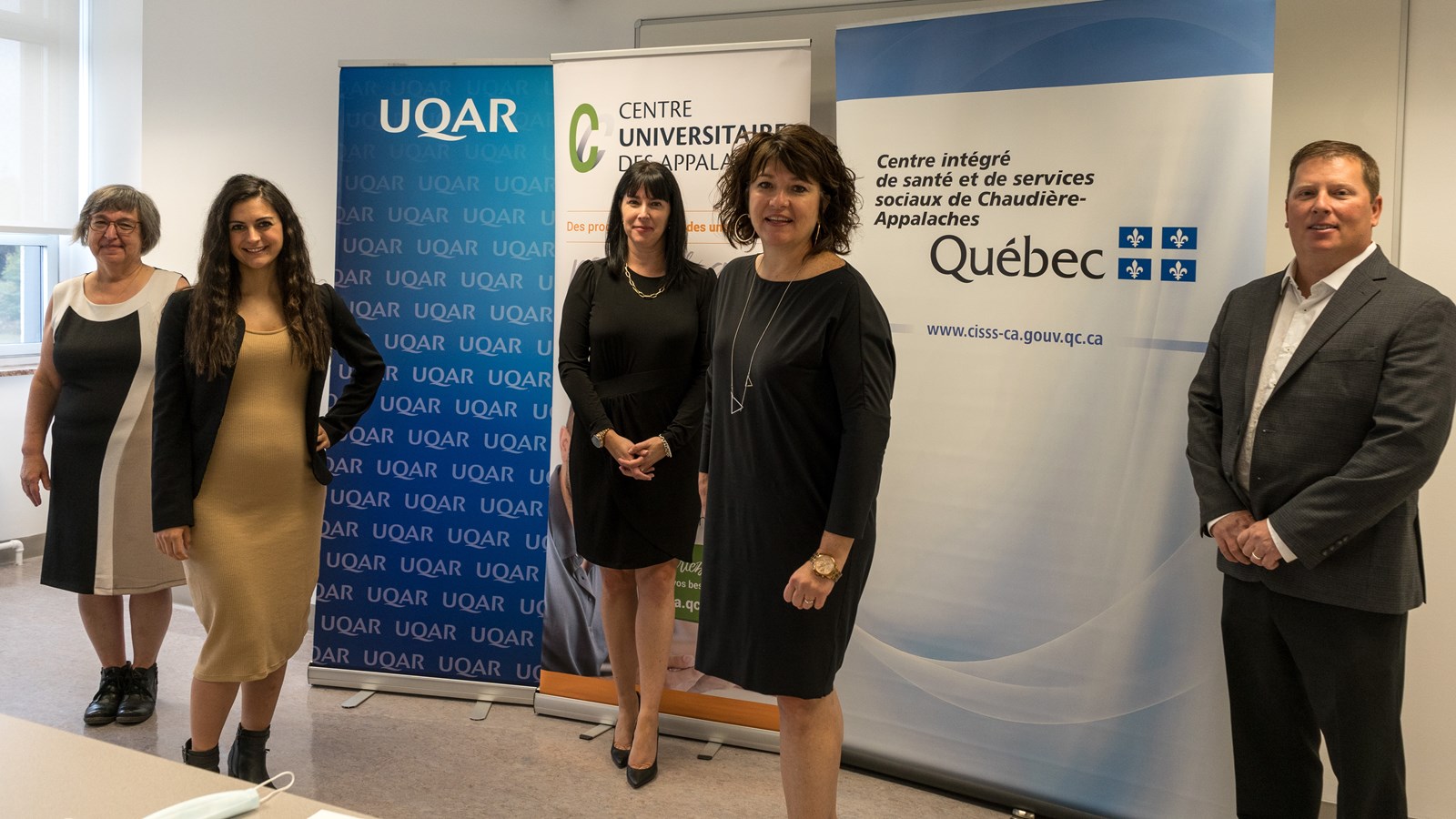 Cécile Cormier, Joanie Turmel, Mélanie Gagnon, Josée Soucy et Patrick Busque