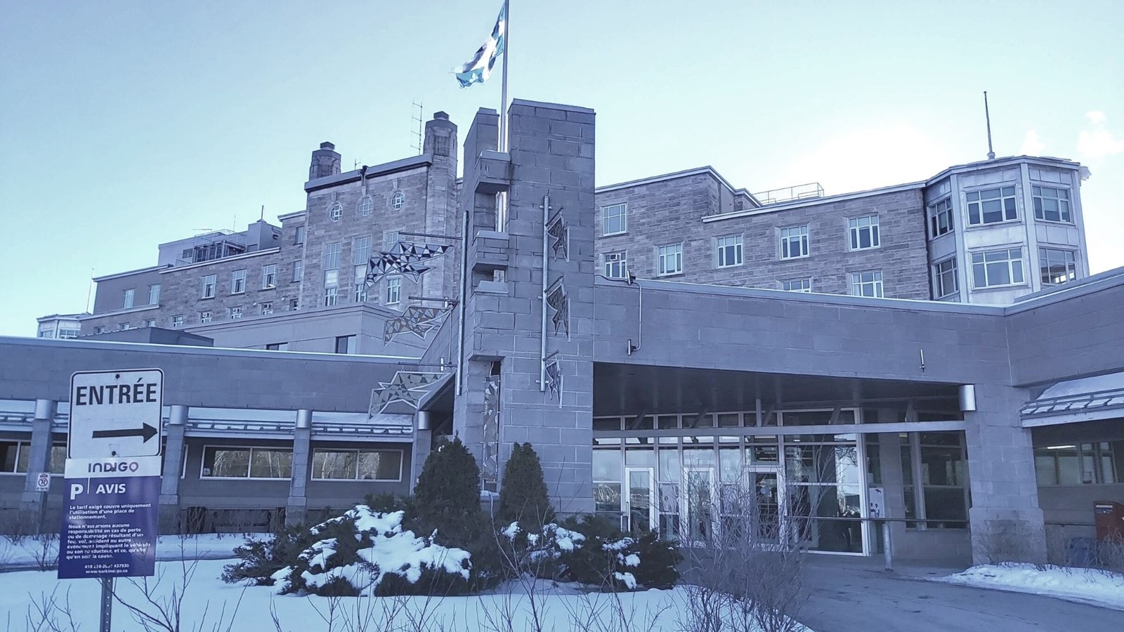 Hôpital de Saint-Georges: taux d'occupation des civières de l'urgence à 133%