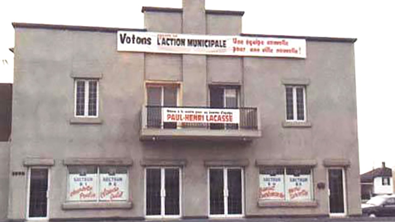 Le Théâtre Royal du boulevard Dionne dans l'ouest