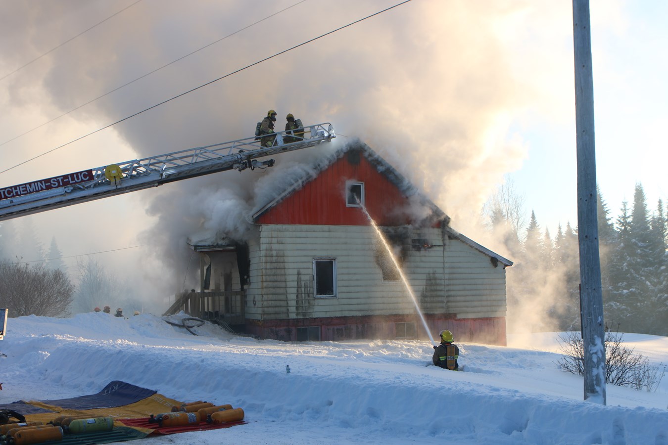 Incendie à Saint-Benjamin : perte totale du bâtiment