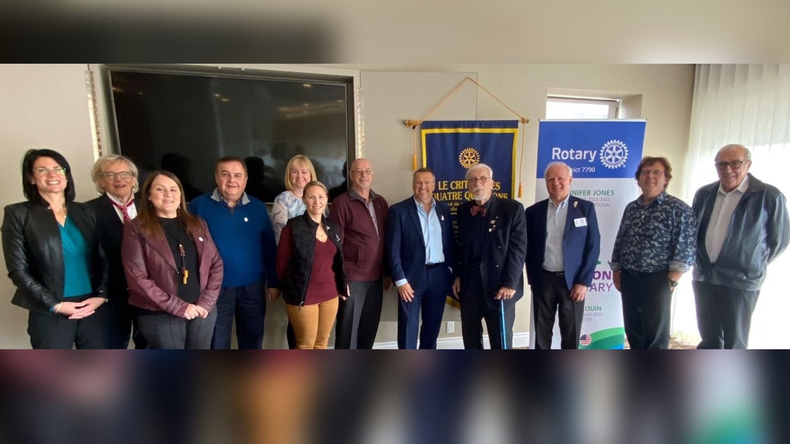 Visite du Gouverneur de district à Saint-Georges