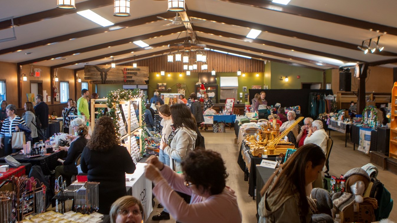 Une trentaine d'exposants au Marché de Noël de Saint-Victor