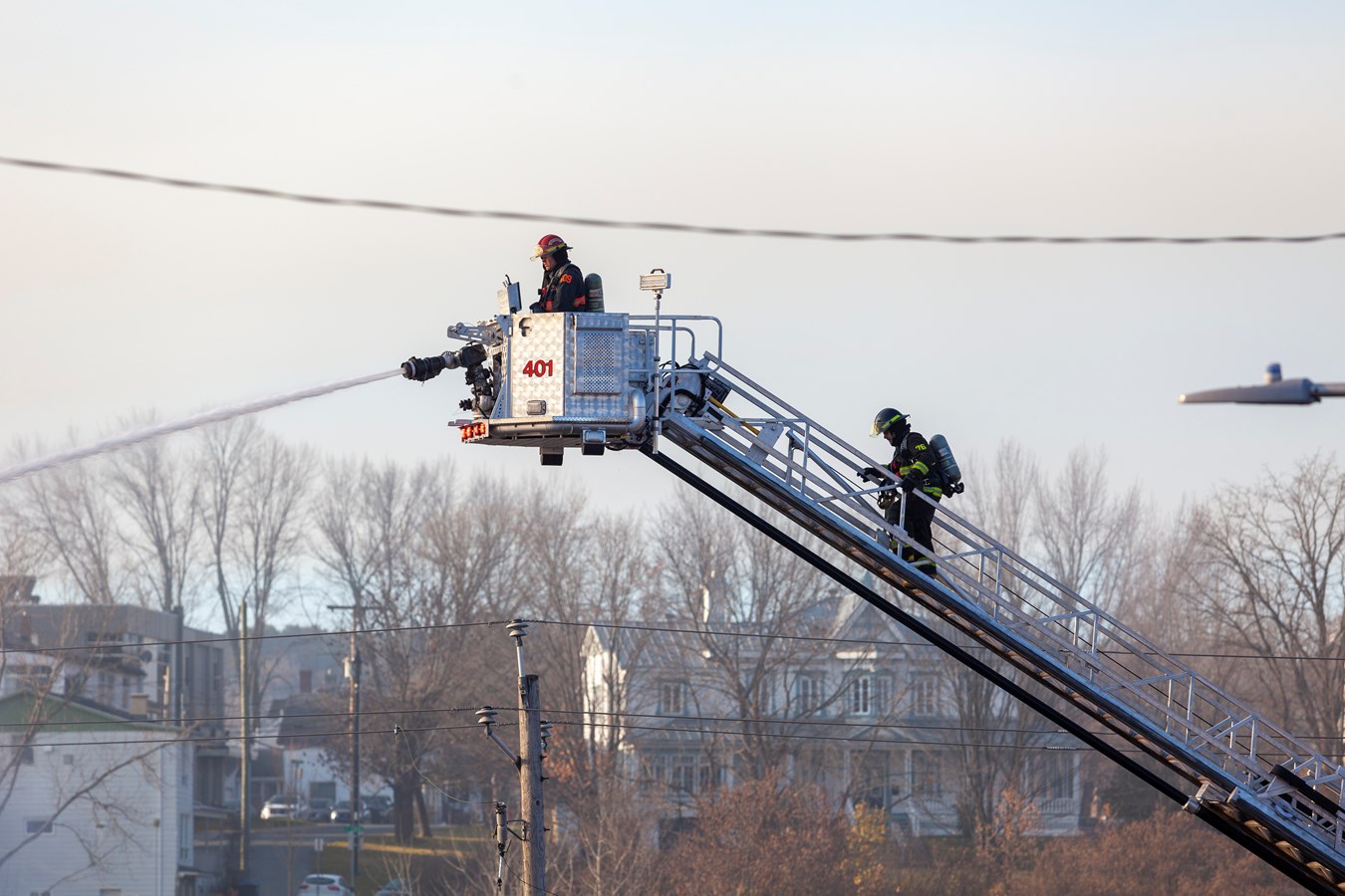 Photoreportage de l'incendie qui a détruit deux bâtiments à Saint-Georges
