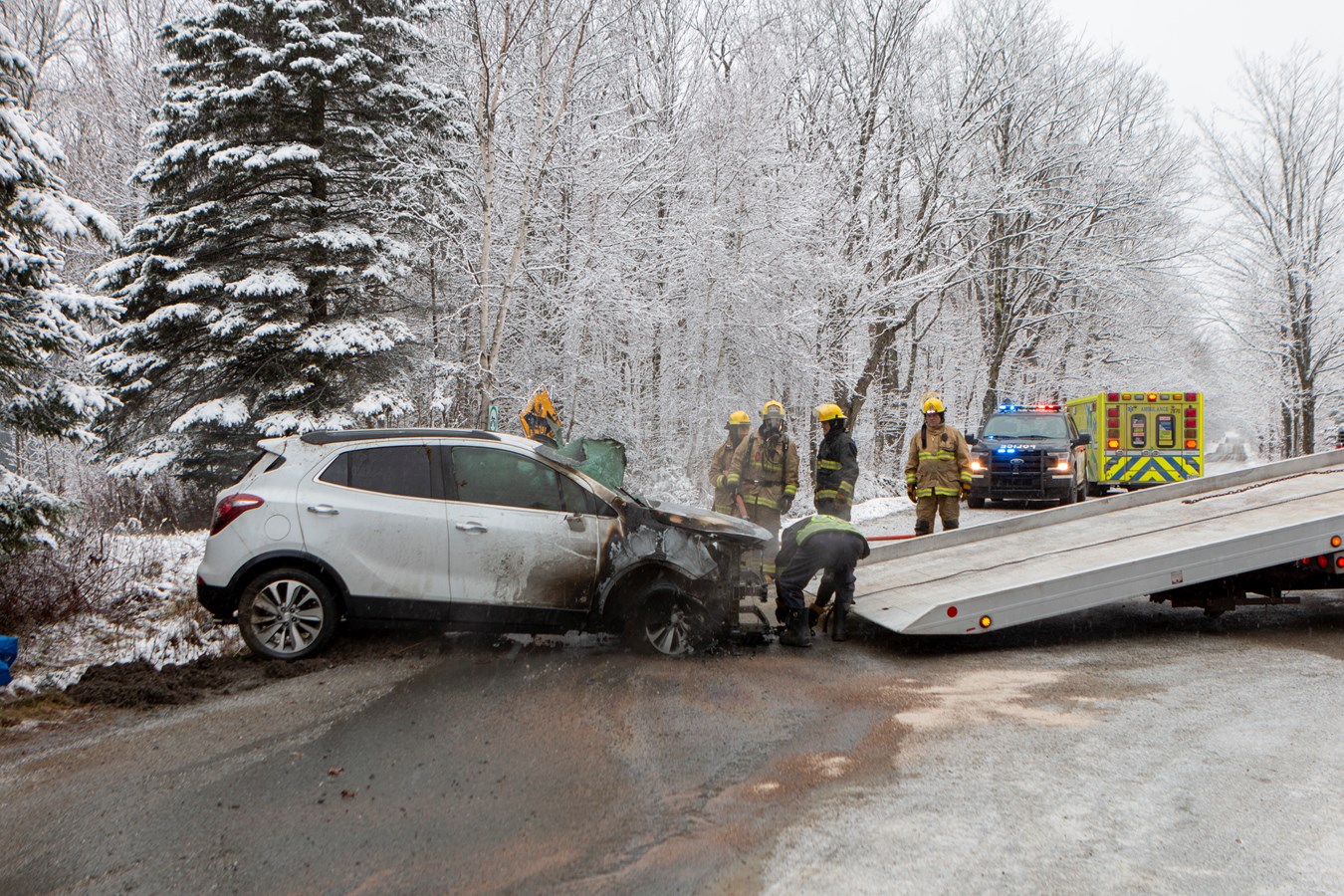 Une voiture a pris feu ce matin à Frampton
