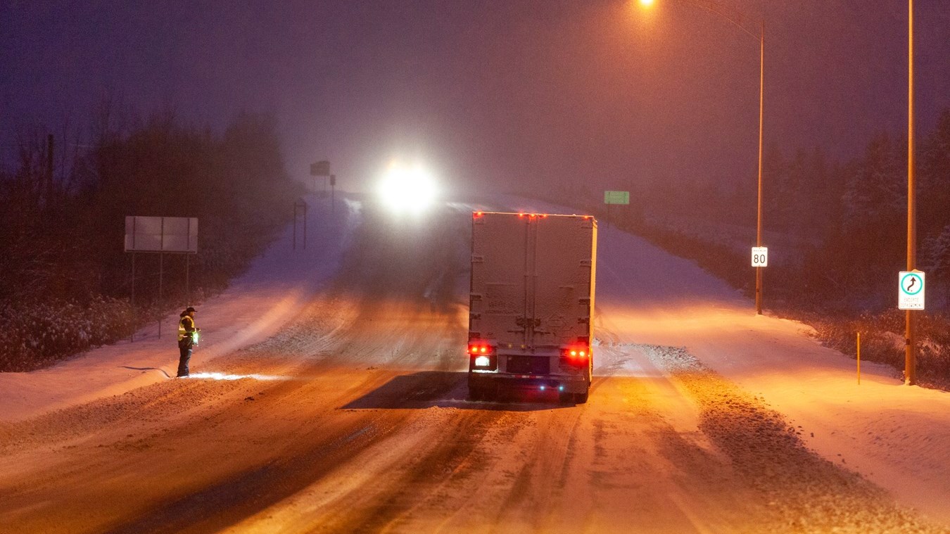 Véhicule lourd en difficulté Route du Golf Beauceville