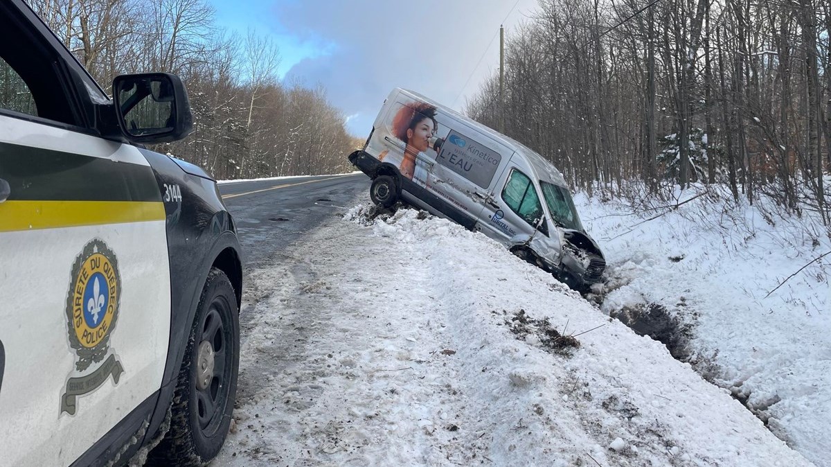 Sortie de route entre Saint-Benoît-Labre et Saint-Éphrem