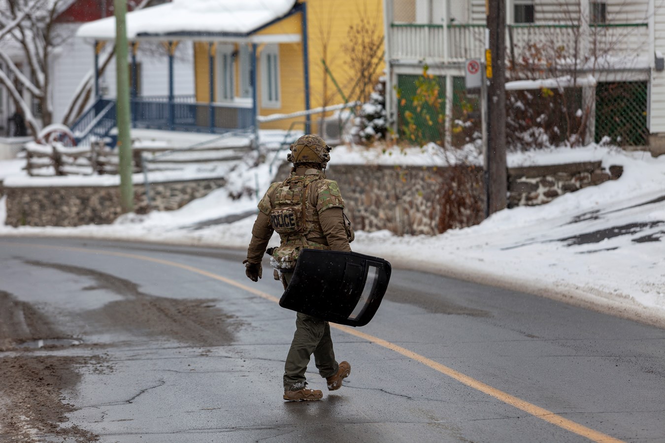 Un homme en crise à Saint-Georges