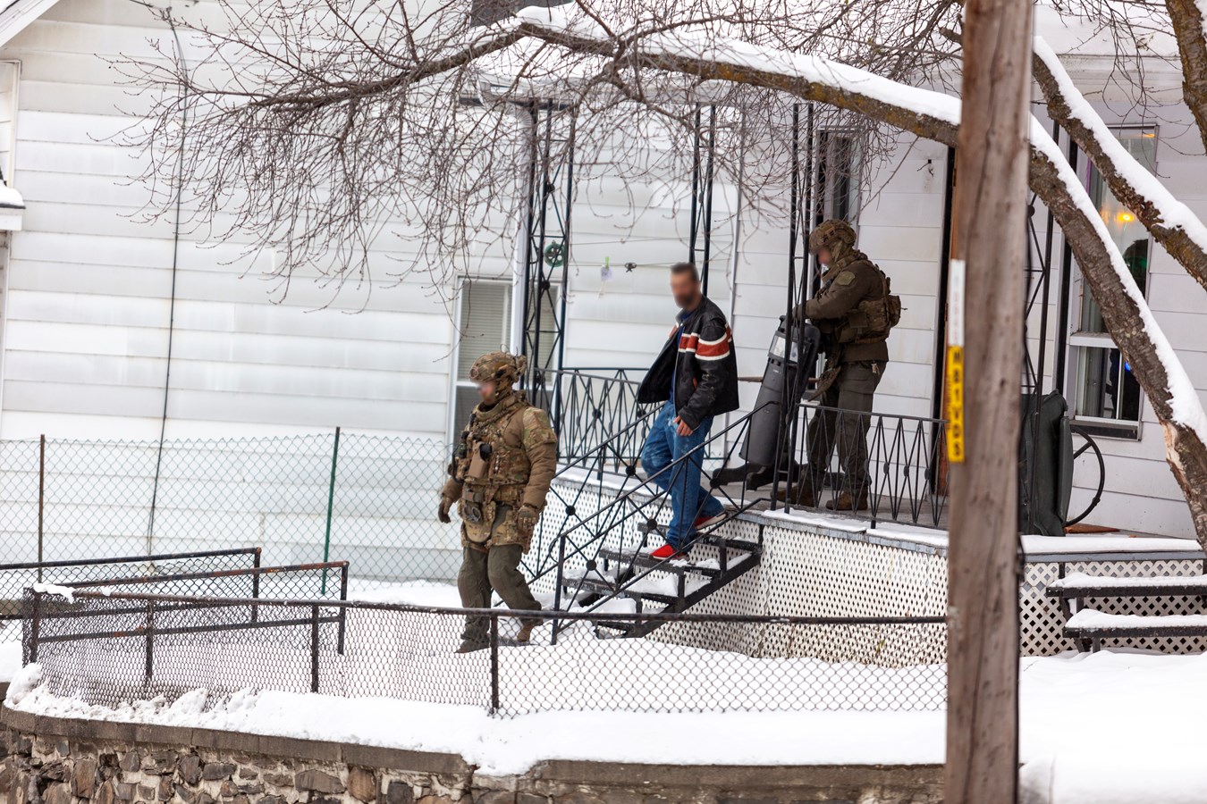 Un homme en crise à Saint-Georges