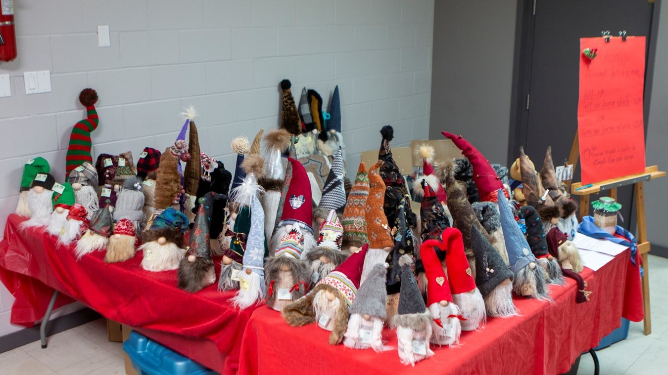 Des Gnomes de Noël fabriqués par cinq Beauceronnes