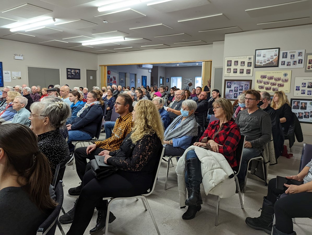 Plus de 100 spectateurs à la présentation théâtrale du Cercle des Fermières