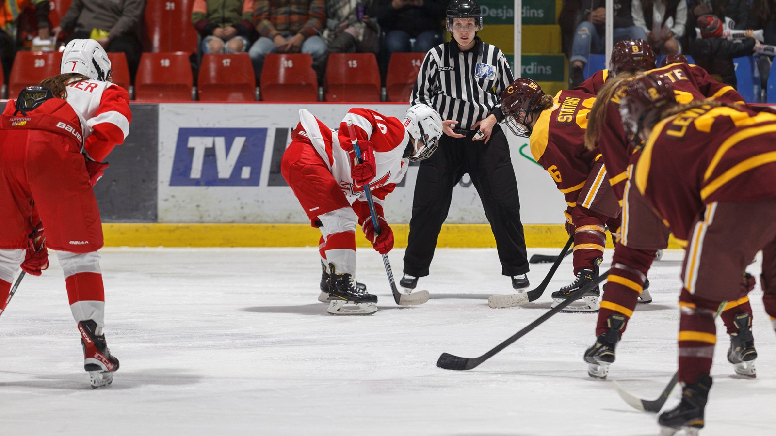 Hockey féminin: les Beauceronnes chaleureusement accueillies par leurs supporters