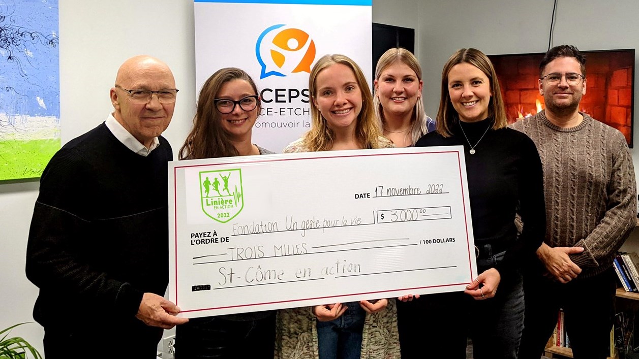 Le comité de Saint-Côme remet 3 000 $ au CEPS de Beauce-Etchemins