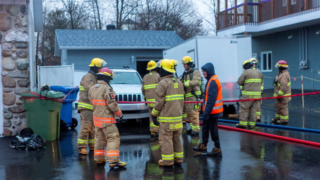Vol, feu et accident en Haute-Beauce ce matin