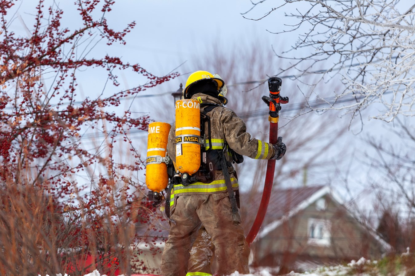 Saint-Côme-Linière: une résidence ravagée par les flammes à Noël