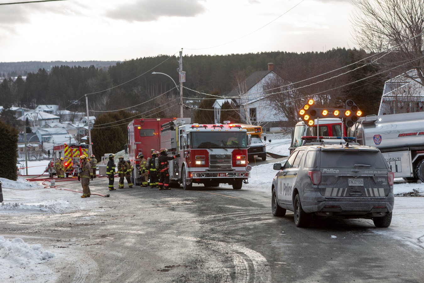 Saint-Côme-Linière: une résidence ravagée par les flammes à Noël
