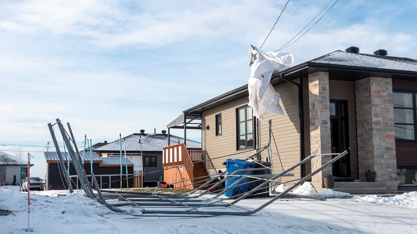 Abri tempo sauvage sur la 20e avenue à Saint-Georges