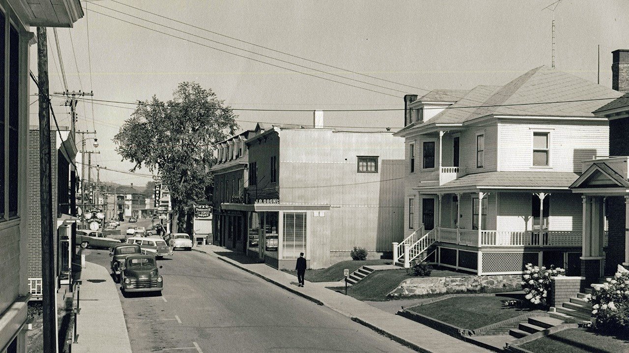 Le magasin A.L. Green, premier escalier roulant à Saint-Georges