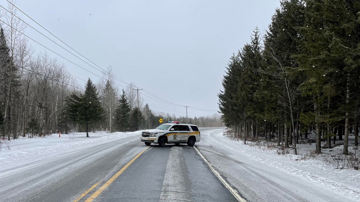 Un poids lourd fait une embardée sur la route 269