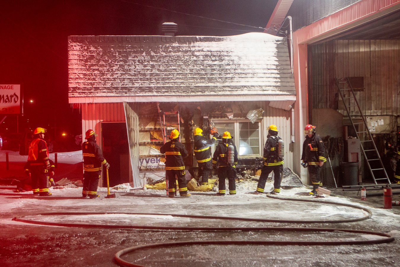 Incendie dans un garage commercial