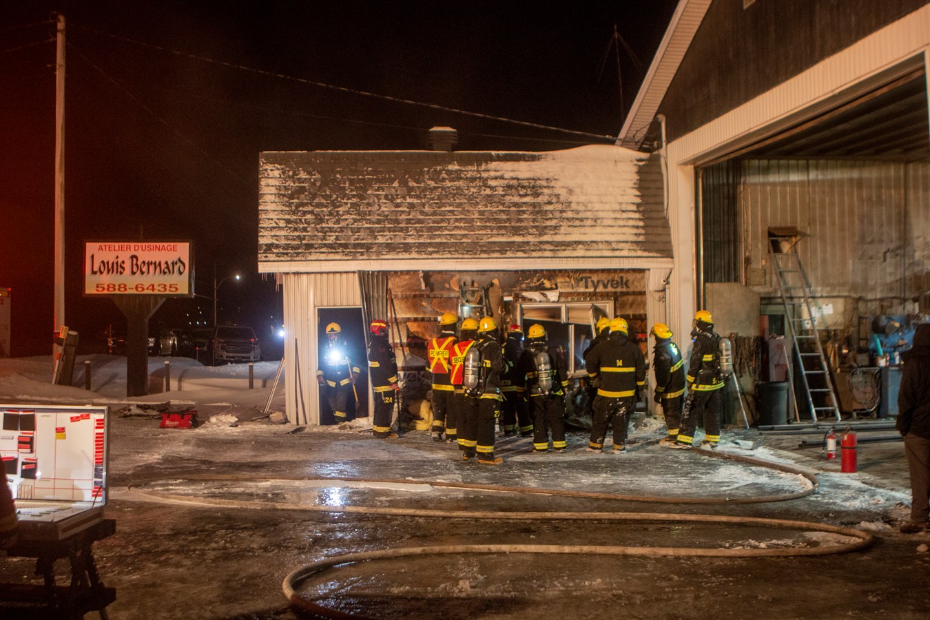Incendie dans un garage commercial