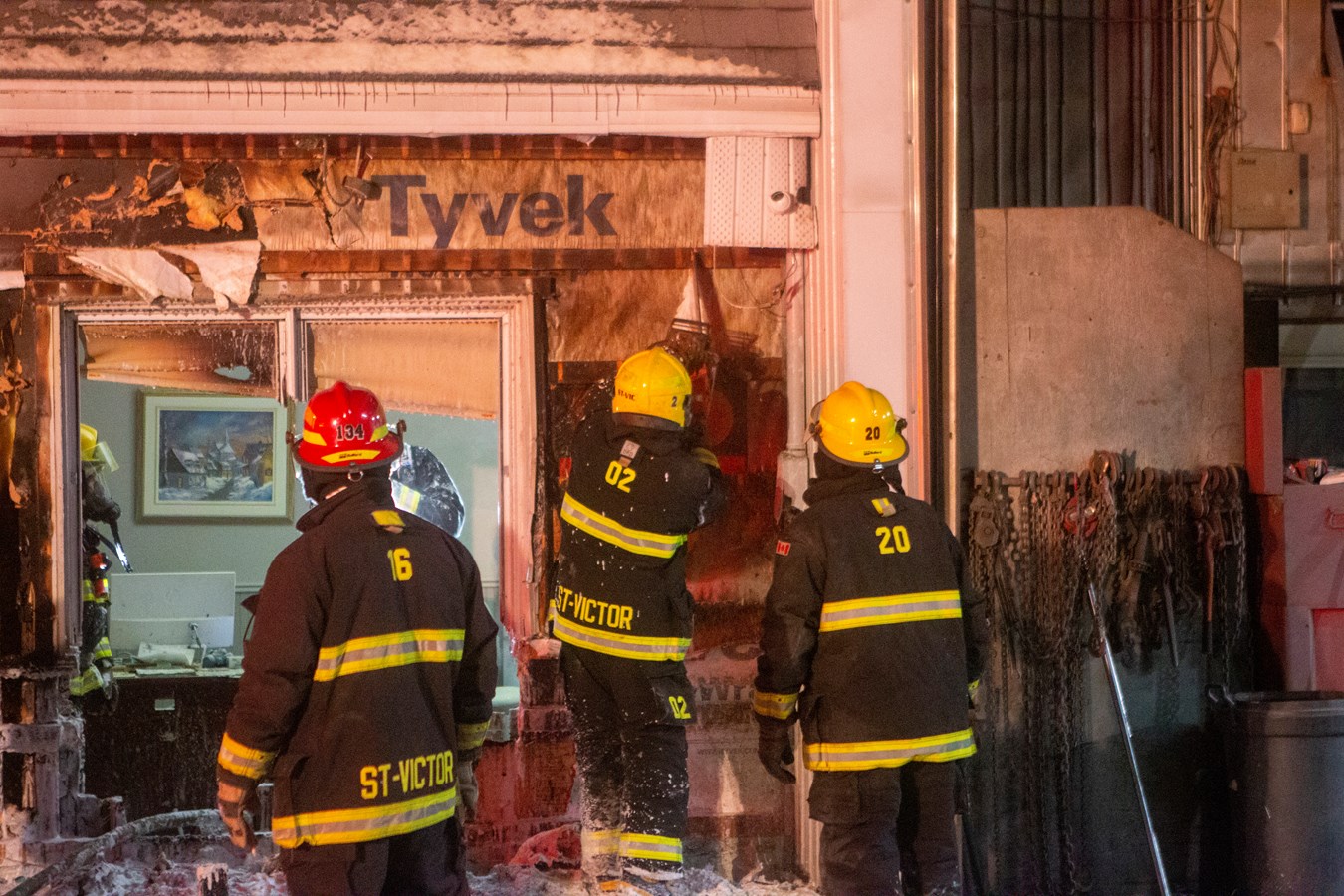 Incendie dans un garage commercial