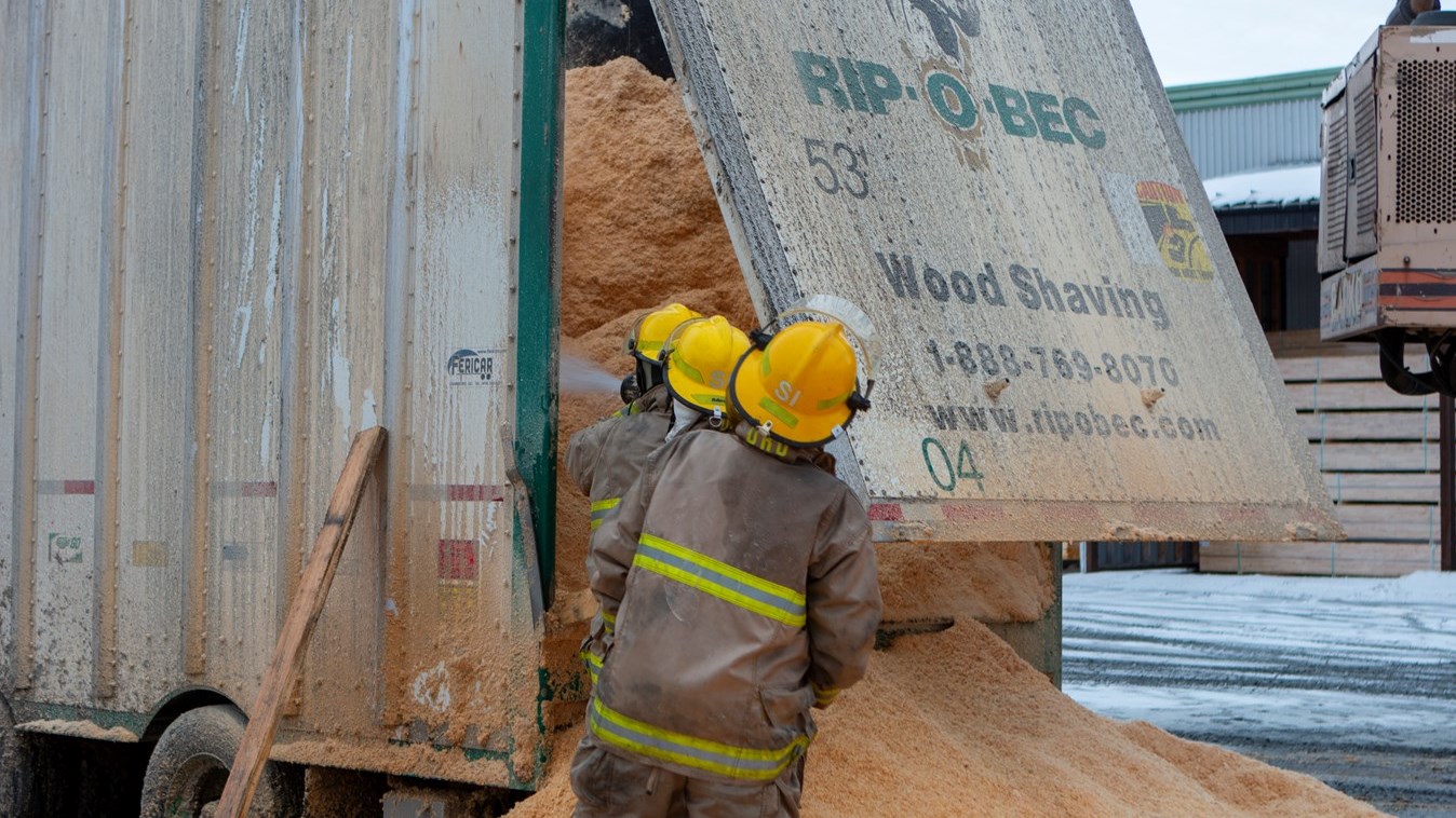 Incendie dans une usine à bois à Saint-Côme-Linière