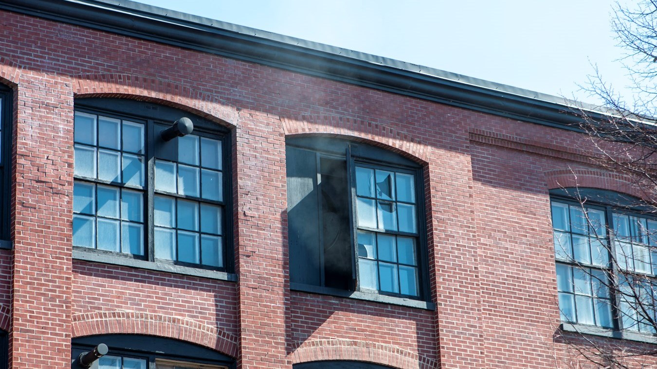 Incendie dans la salle des compresseurs chez Tapis Venture