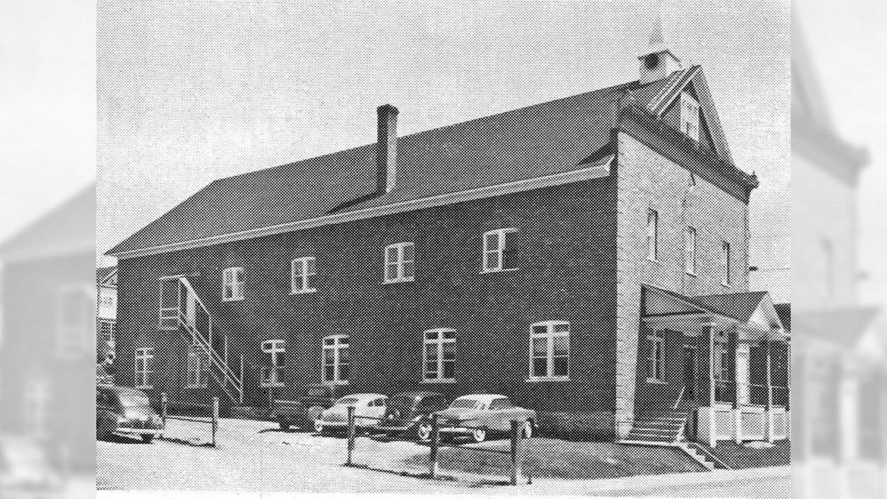 Le clocheton de la chapelle Lacroix en 1950-51