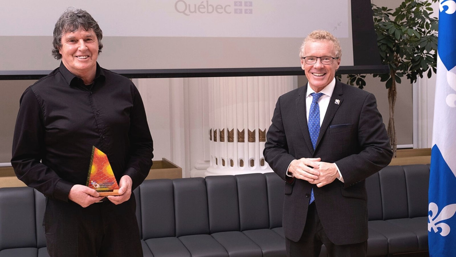 Mario Bilodeau reçoit le Prix Hommage Bénévolat-Québec 2022