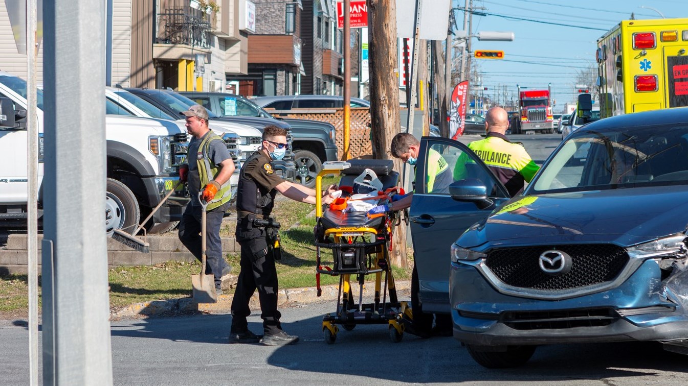 Collision sur le boulevard Dionne