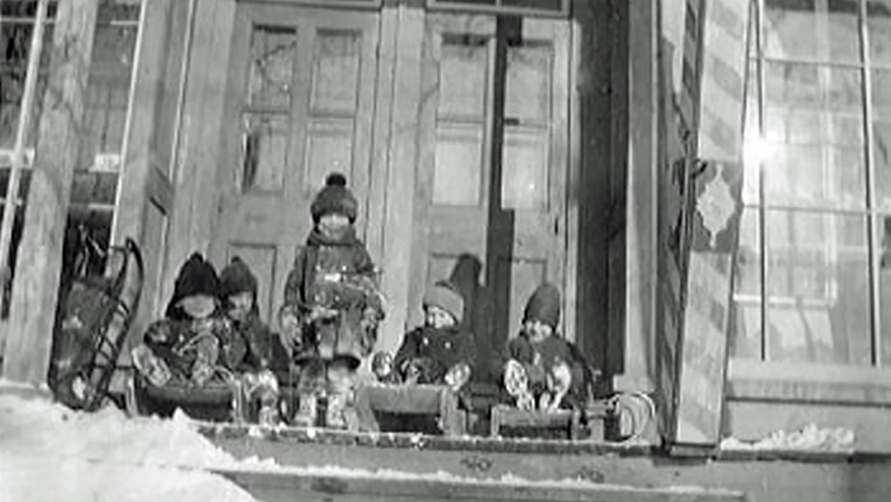 Les glissades d'autrefois au Centre-Ville